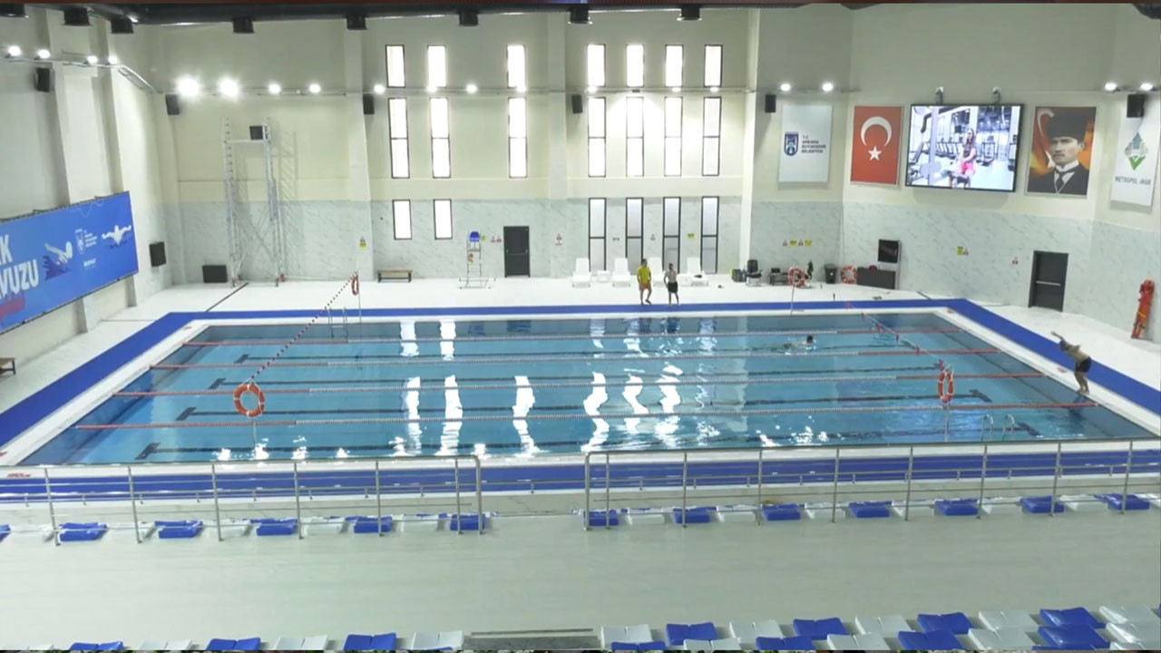 Sincan Atatürk Yüzme Havuzu ve Spor Kompleksi Başkentlilere kapılarını açtı