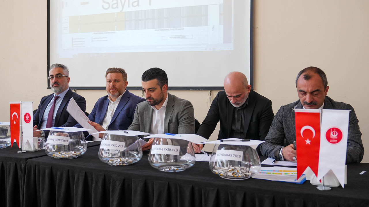 Keçiören’de kurban satış çadırları noter huzurunda belirlendi