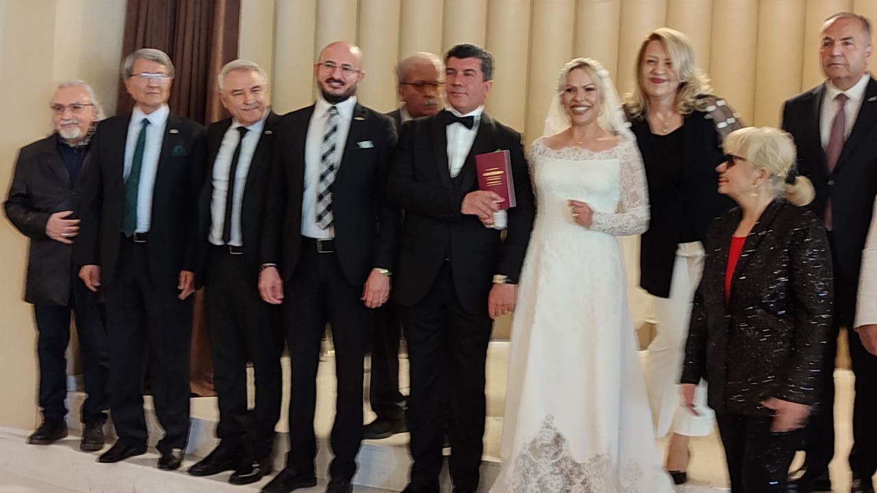Önemli günde, önemli nikah