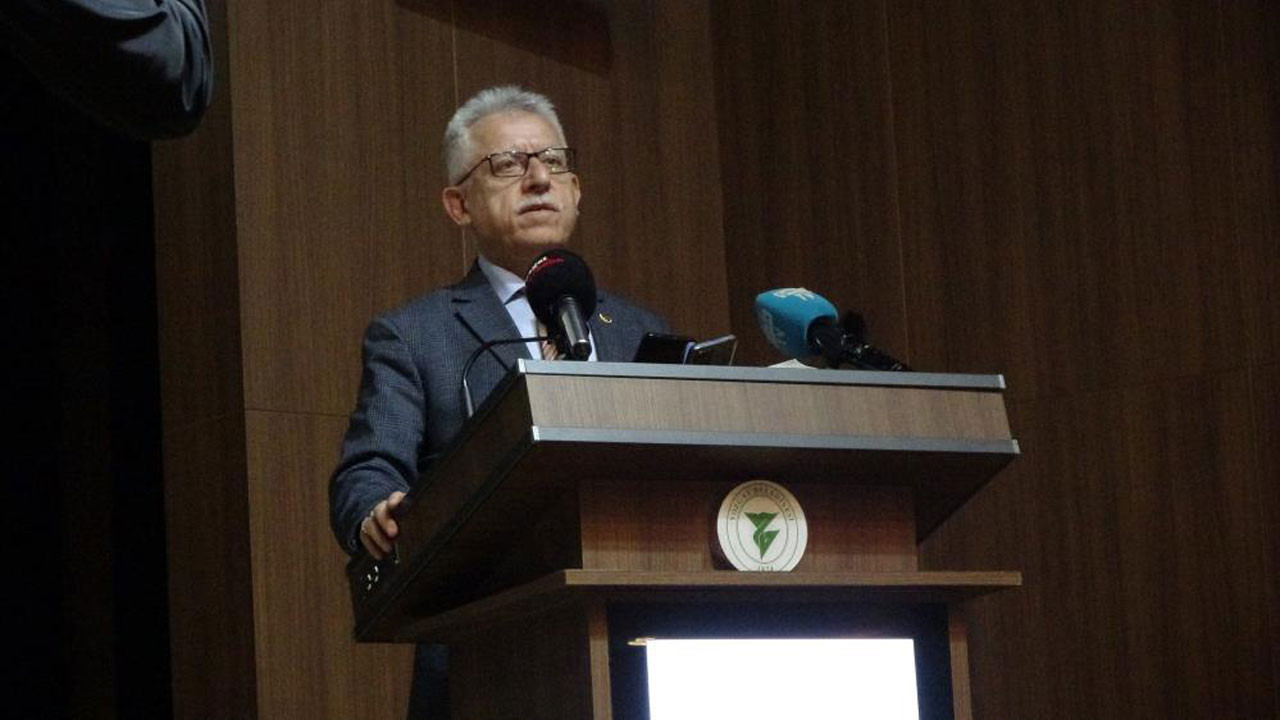 Yozgat Belediye Başkanı Kazım Arslan, ‘Yozgat Kart’ı vatandaşlara tanıttı