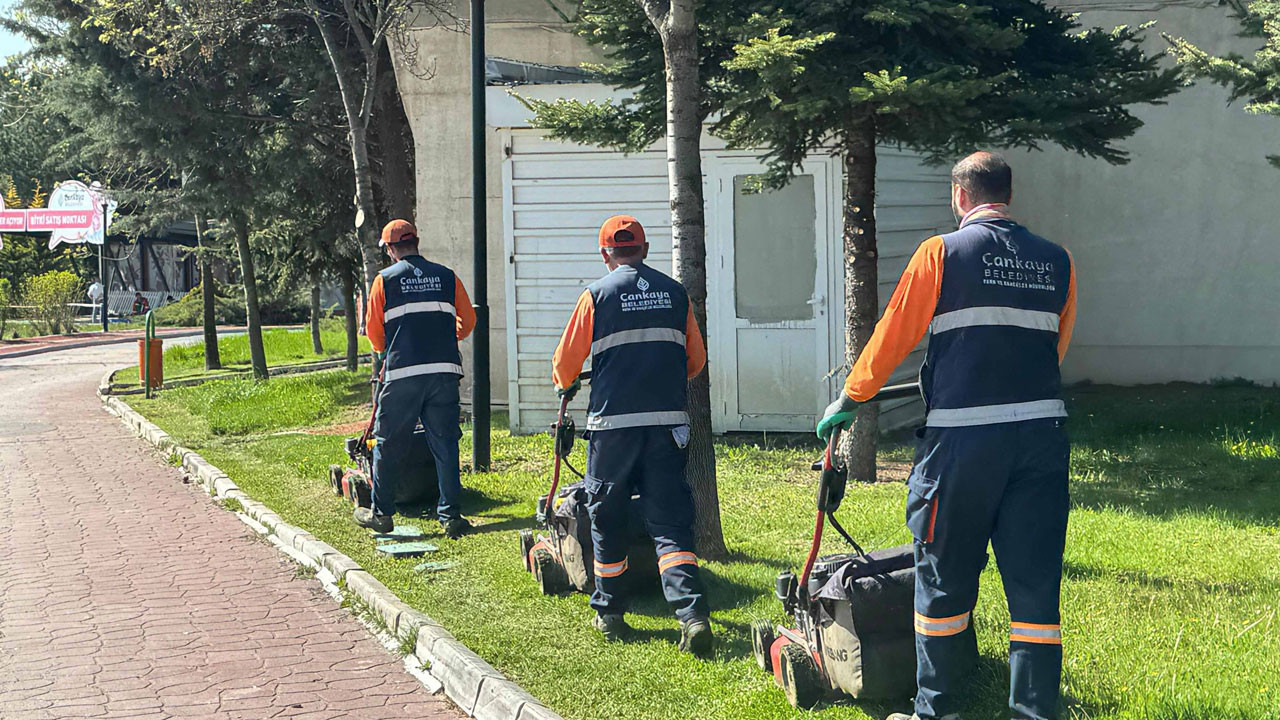 Çankaya’da parklar yaza hazırlanıyor: Her gün farklı bir noktada yoğun mesai