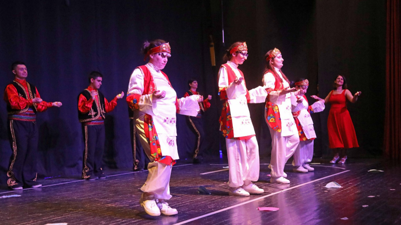 Çankaya’da engelleri aşan performanslar sergilendi