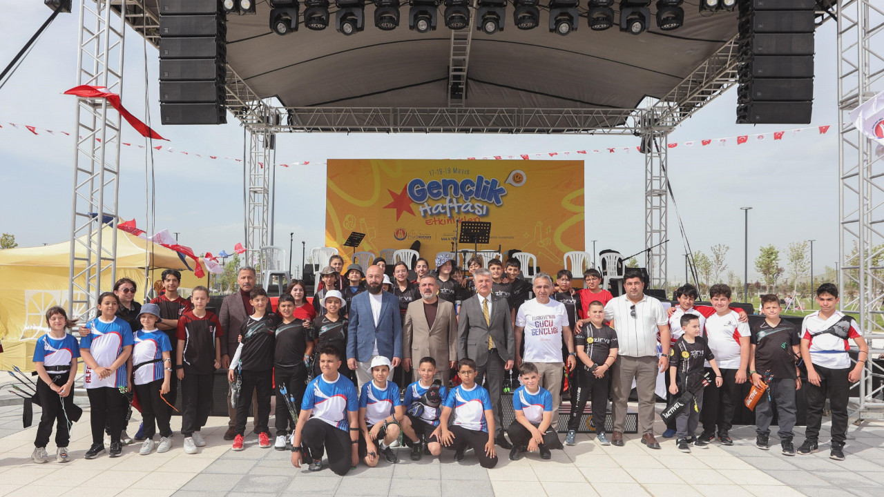 Sincan’da okçuluk rüzgarı: Gençlik Haftası şampiyonası heyecanı başladı!