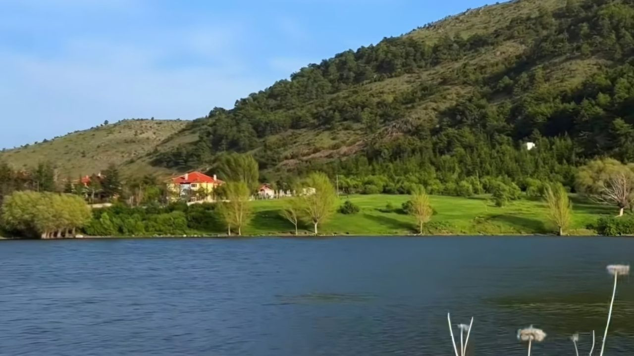 Ankara'da kampçılar bu köye akın ediyor!