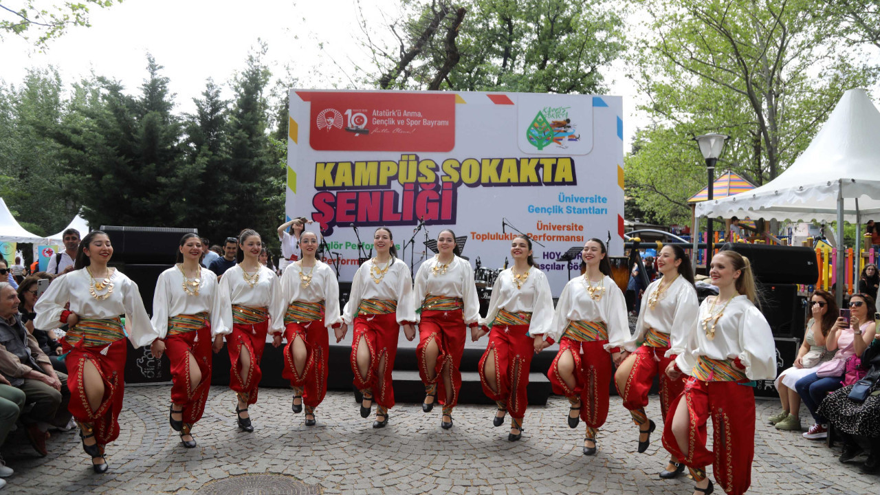 Çankaya'da gençlik festivaline yoğun ilgi