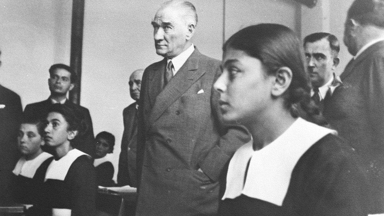 19 Mayıs Atatürk'ü Anma, Gençlik ve Spor Bayramı'nın 106. yıl dönümü kutlanıyor