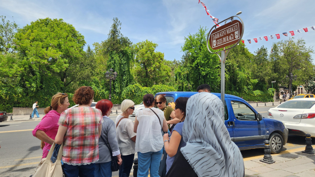 Kale yolu, çile dolu! Ücretsiz servisler küçük, şikayetler büyük!