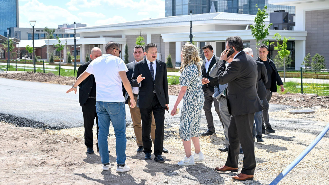 Başkan Tiryaki, yenilenen Başkent Millet Bahçesi’nde incelemelerde bulundu