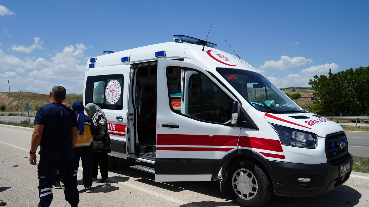 Kırıkkale'de korkunç kazada motosiklet sürücüsü ağır yaralandı