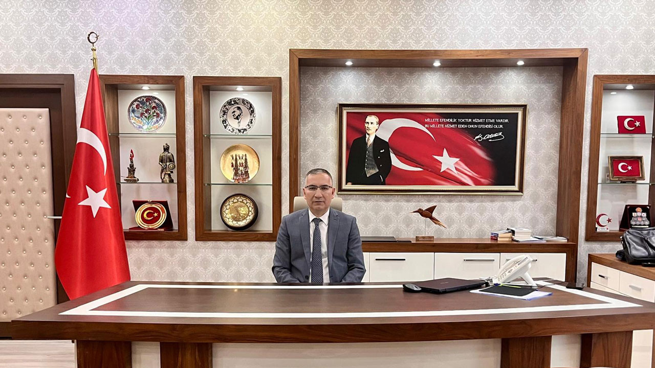 Pursaklar Kaymakamı Üzeyir Aziz Özeren kimdir, nereli, hangi görevlerde bulundu?