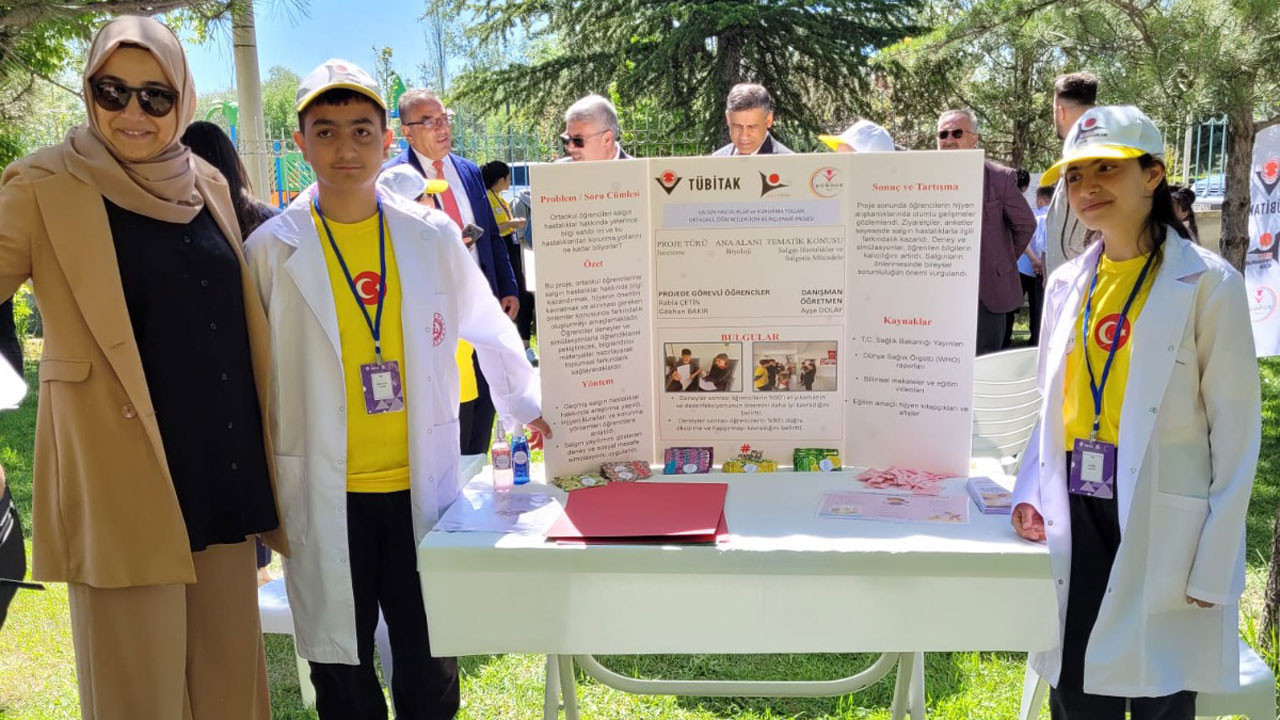 Akyurt’ta bilim şöleni: Öğrenciler Bilim Fuarı’nda buluştu