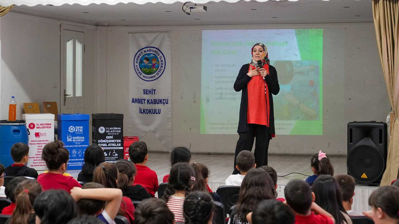 Keçiören’de miniklere geri dönüşüm eğitimi