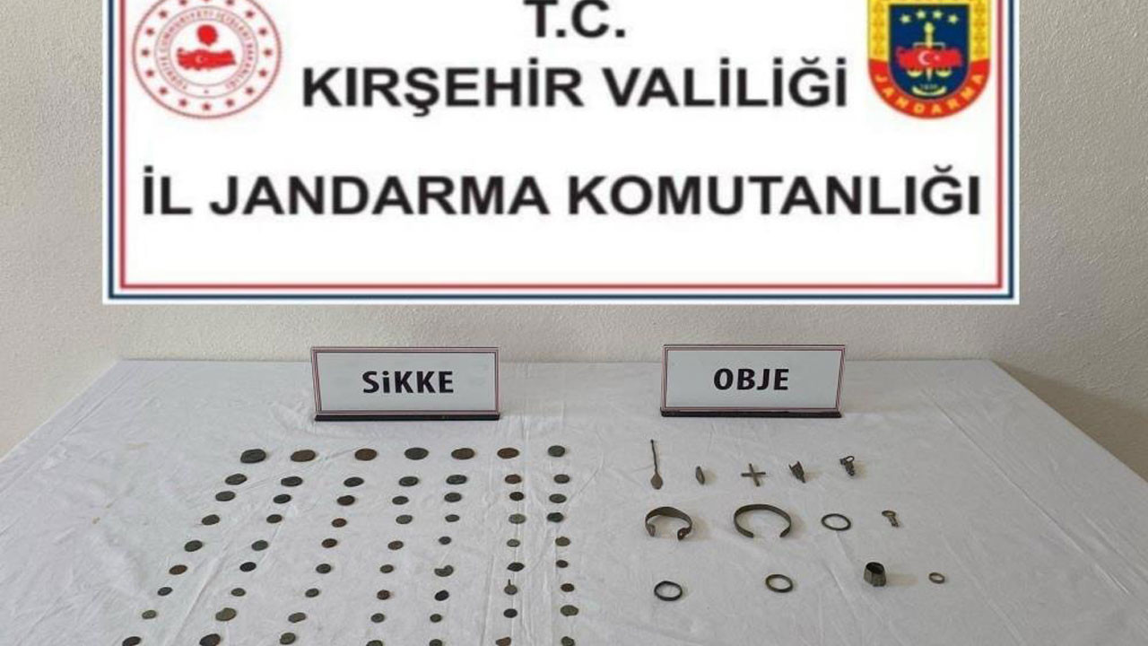 Kırşehir'de tarihi eser operasyonunda 69 sikke ve 13 obje ele geçirildi