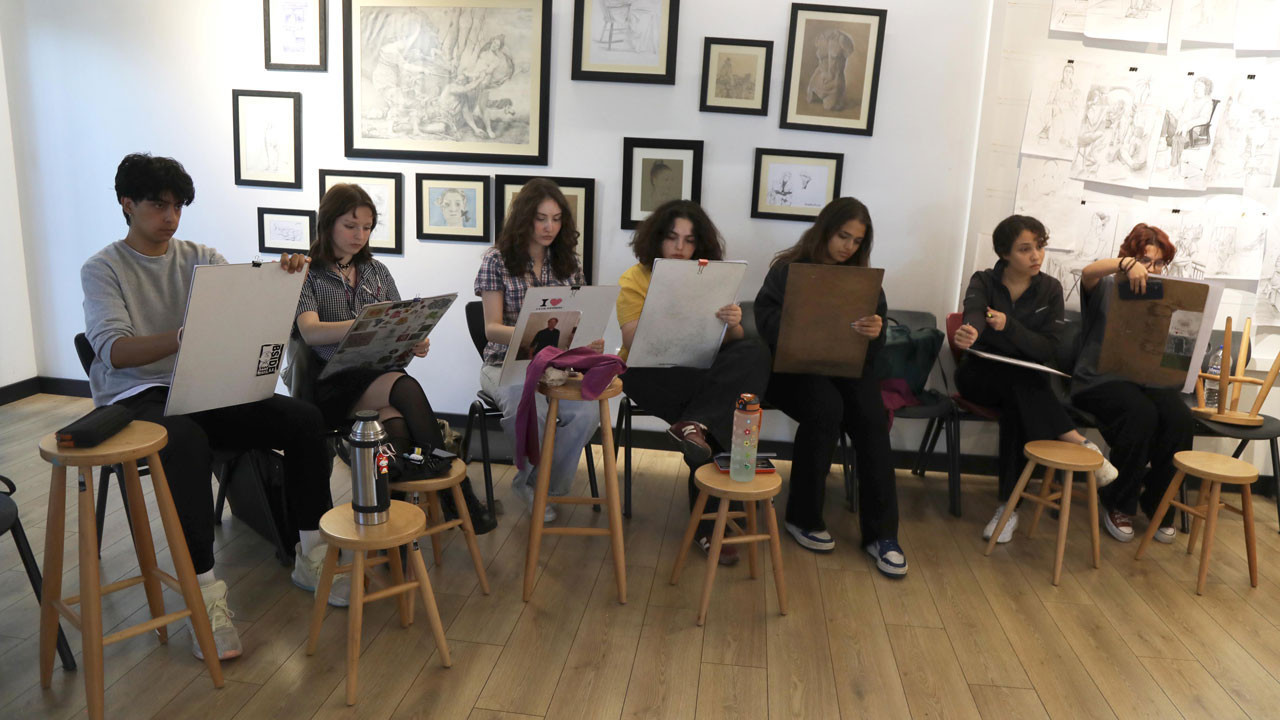 Çankaya Belediyesinden genç sanatçılara destek! Turan Erol sanat ödülleri başlıyor