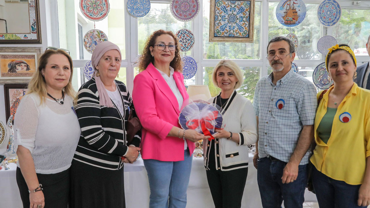 ETİSEM’in Turkuaz ve Atabey sergisine yoğun ilgi