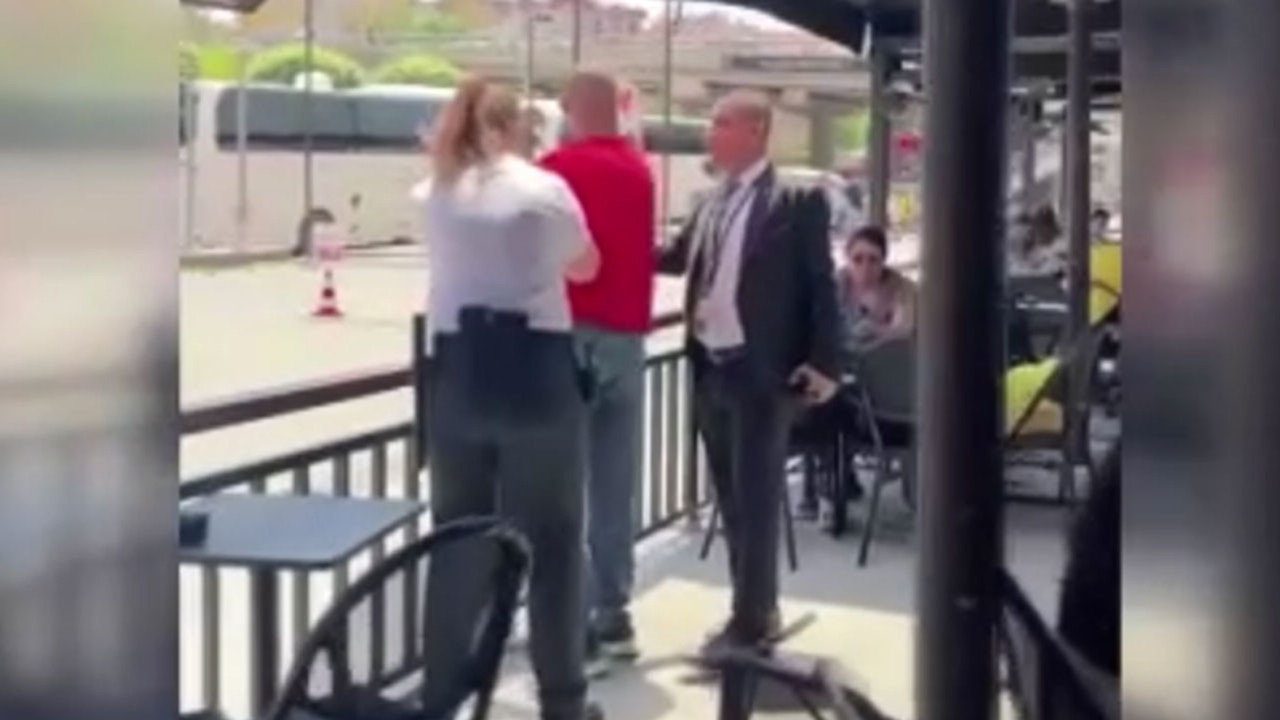 Keçiören’de İsrail protestosu! Starbucks’ta sandalyeler havada uçtu!