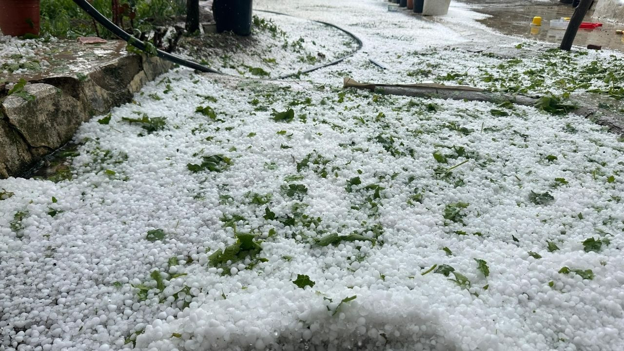 Yaz mevsiminin ilk gününde Yozgat'ta dolu yağdı