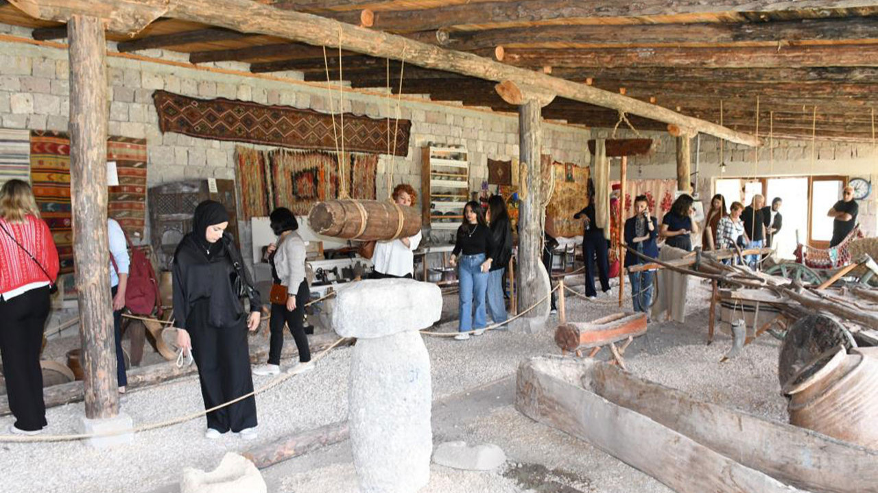 Yozgat’ta kendi olanaklarıyla inşa ettiği müzede, Hitit döneminden eserleri sergiliyor