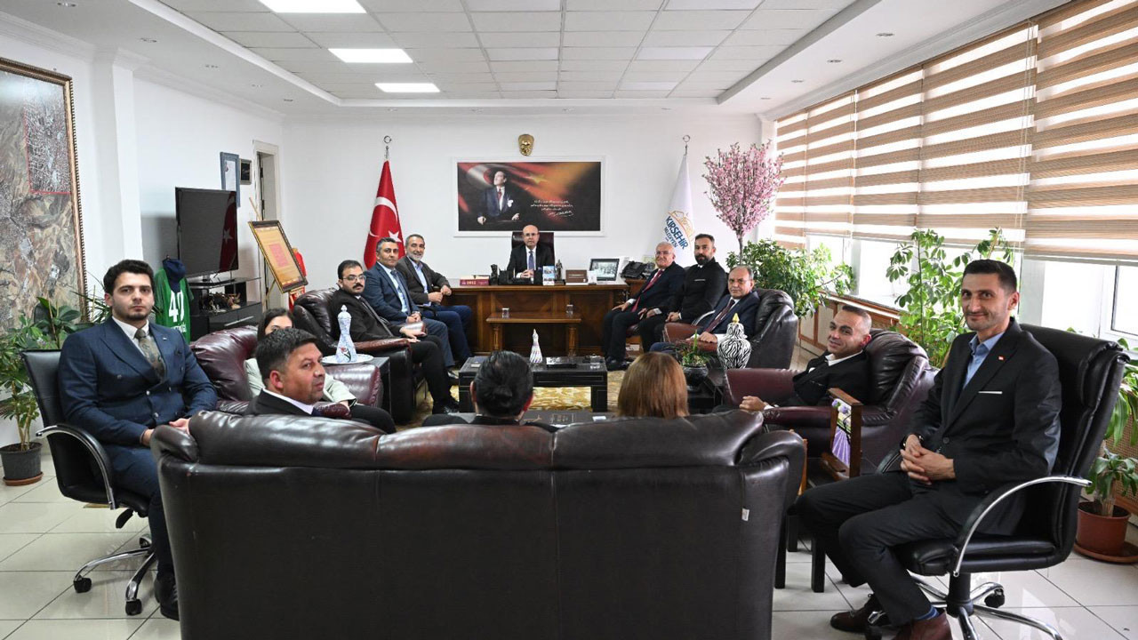 Kırşehirliler Vakfı’ndan Kırşehir Belediye Başkanı Ekicioğlu’na ziyaret