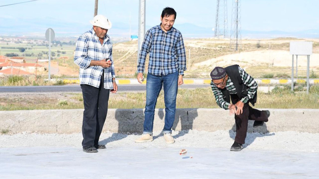 Yozgat’ta ata mirası olan “aşık oyunu” geleneğini yaşatılıyor
