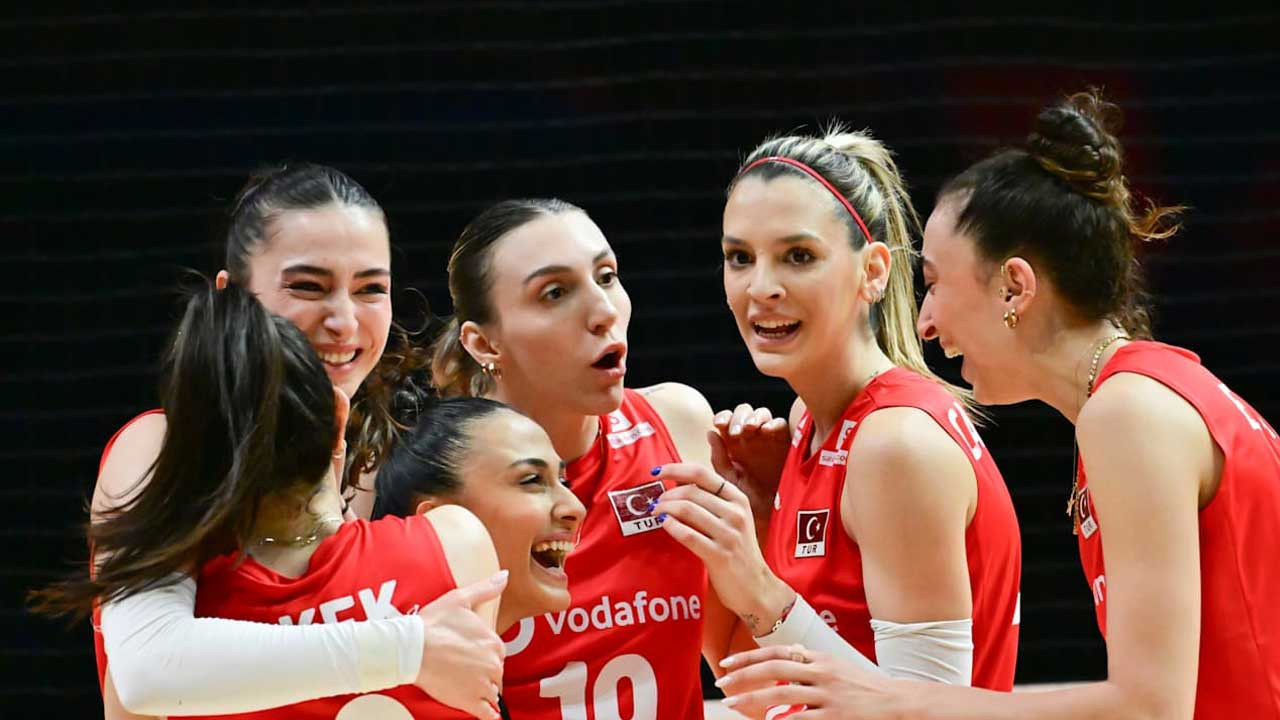 Filenin Sultanları, Milletler Ligi’nde Polonya'yı da devirdi! Dünya sıralamasında üçüncü sıraya yerleşti