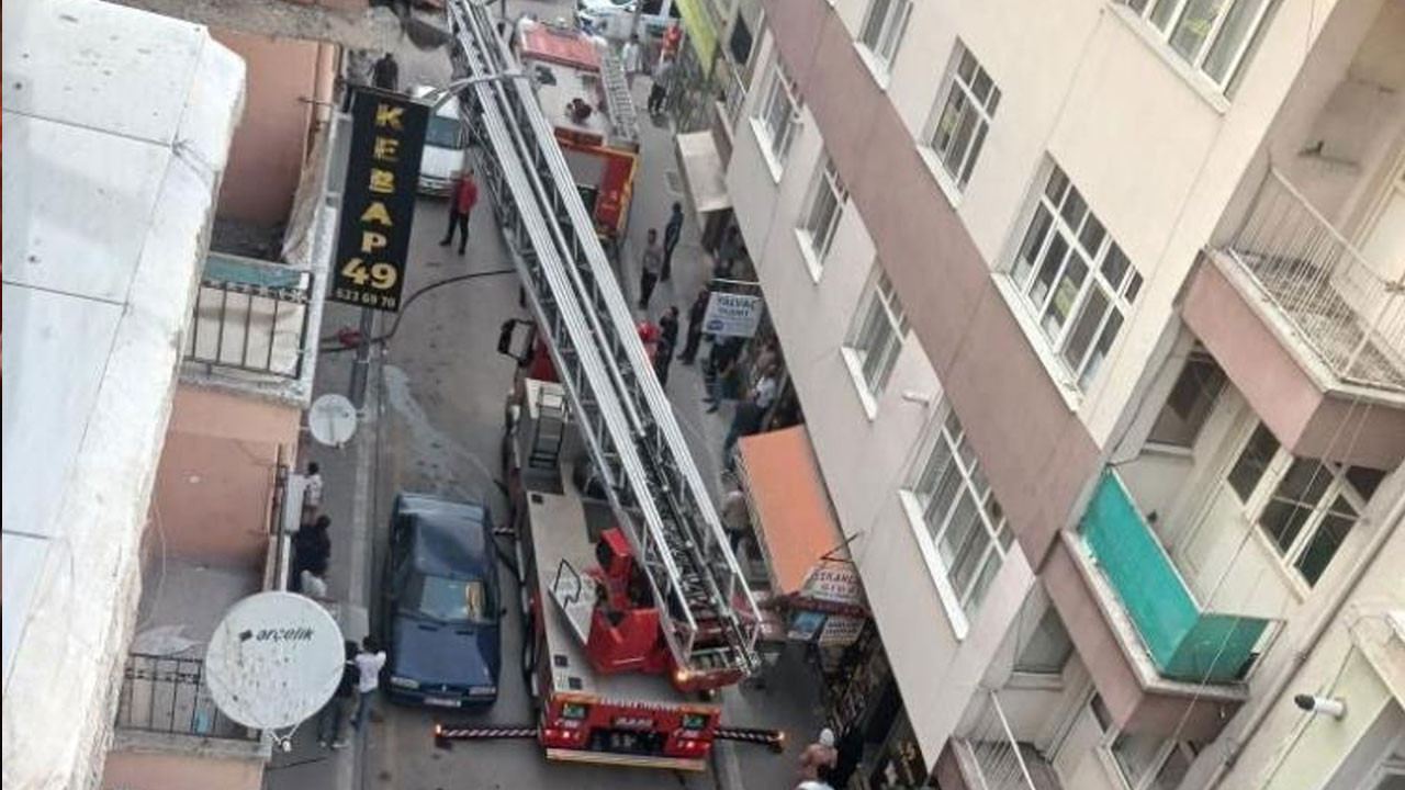 Polatlı’da korkutan yangın: 4 kişi mahsur kaldı