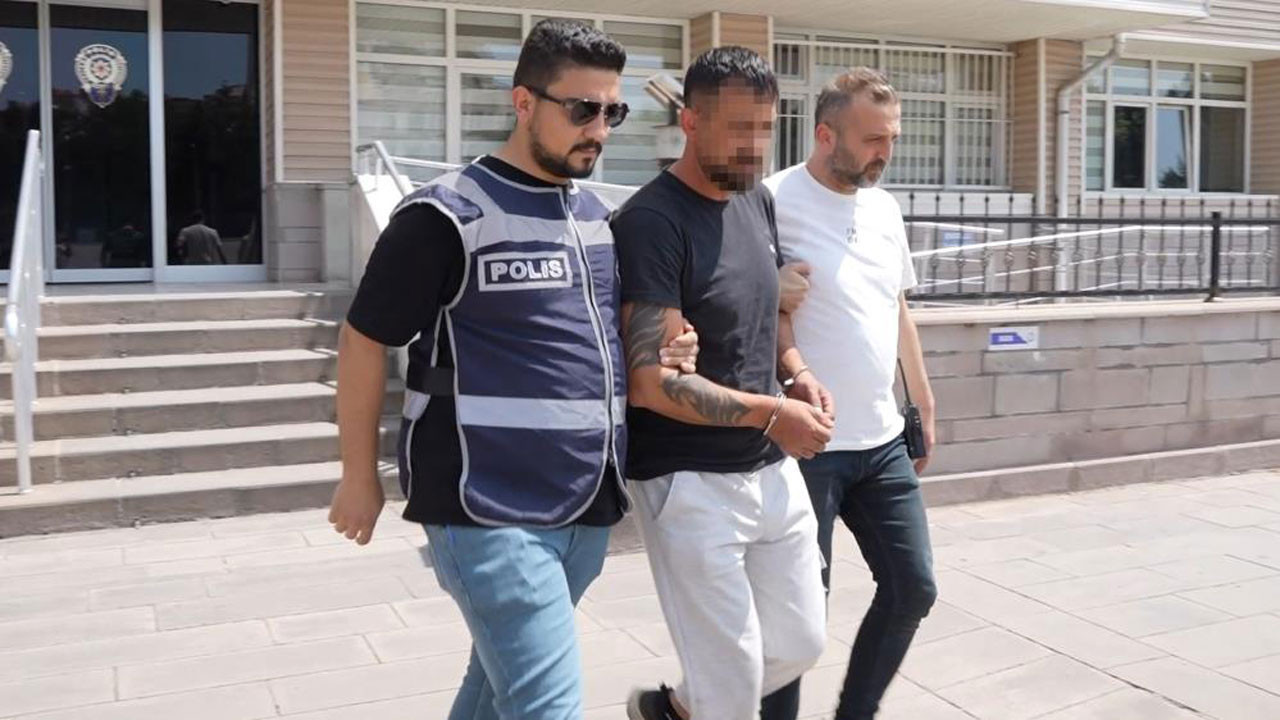 Kırıkkale’de kendisini sakat bırakan husumetlisini ağır yaralayan şahıs, adliyeye sevk edildi