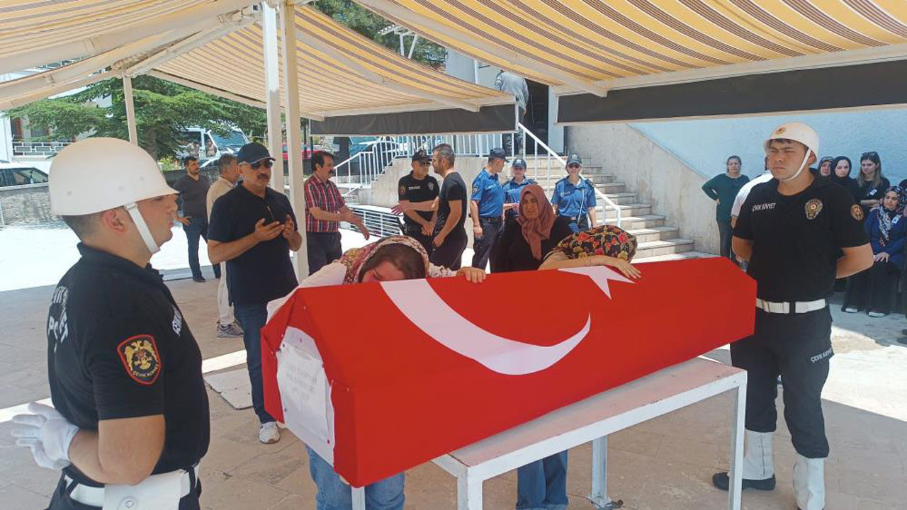 Kırşehir’de kurban keserken kalp krizi geçiren polis memuru yaşamını yitirdi