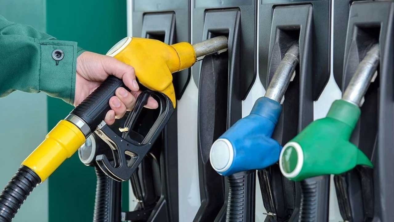 Benzin 50 TL’ye, motorin 48.5 TL’ye yaklaşacak! Otomatik ÖTV zammı kapıda