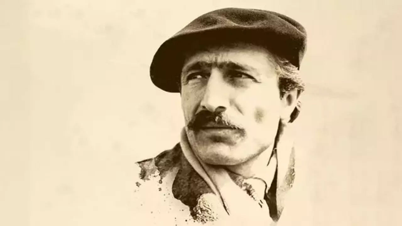 Ankara doğumlu şair, Özdemir Asaf kimdir?