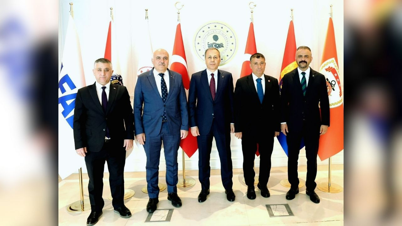 Kızılcahamam Kaymakamı Beyoğlu ve Başkanı Acar’dan Bakan Yerlikaya’ya ziyaret