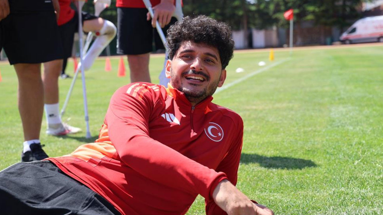 Ampute Futbol Milli Takımı oyuncusu Barış Telli düğününden 24 saat sonra kampa katıldı: "20 erkekle balayı yapıyorum"