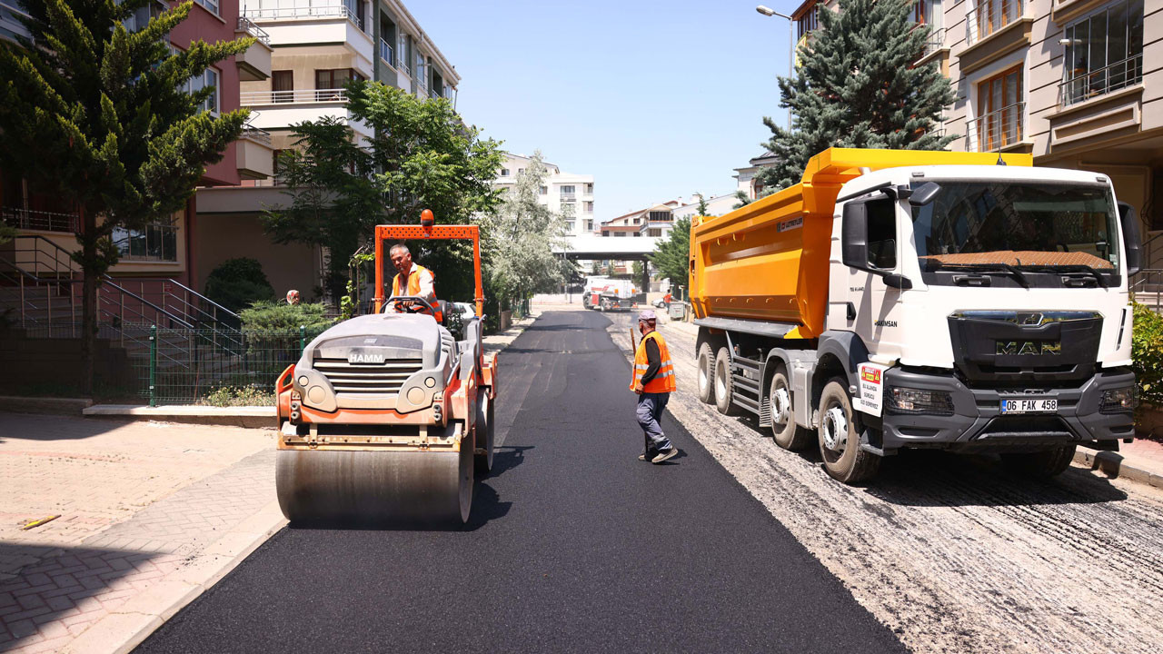 Çankaya’da yaz mesaisi başladı! Hedef 100 bin ton asfalt