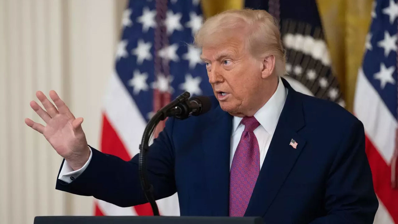 Trump İran'daki üç nükleer tesisin vurulduğunu duyurdu