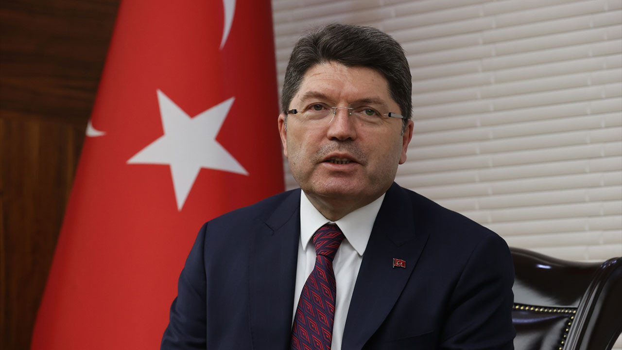 Bakan Tunç'tan Fatih Altaylı'nın tutuklanmasına ilişkin açıklama: Tehdit ve hakaret, gazetecilik perdesi arkasına saklanarak meşrulaştırılamaz