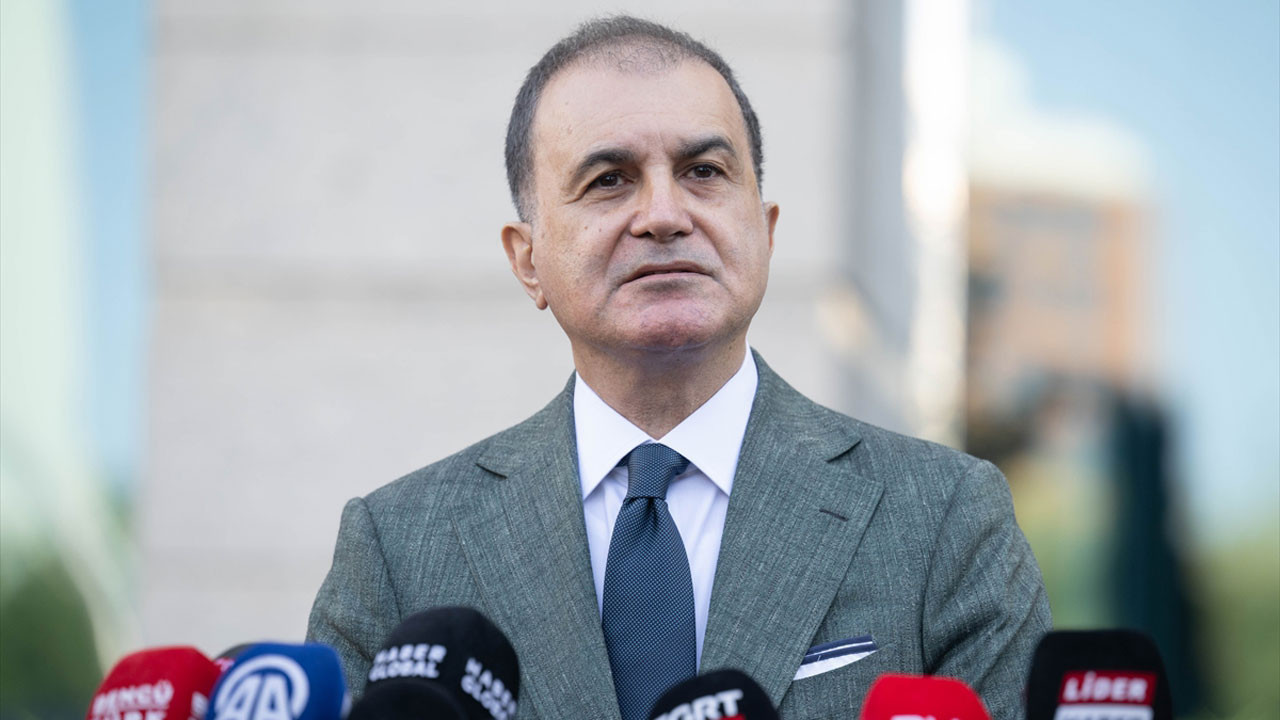 Ömer Çelik'ten sert çıkış: O kesime "Siyasi uydu" benzetmesi yaptı!