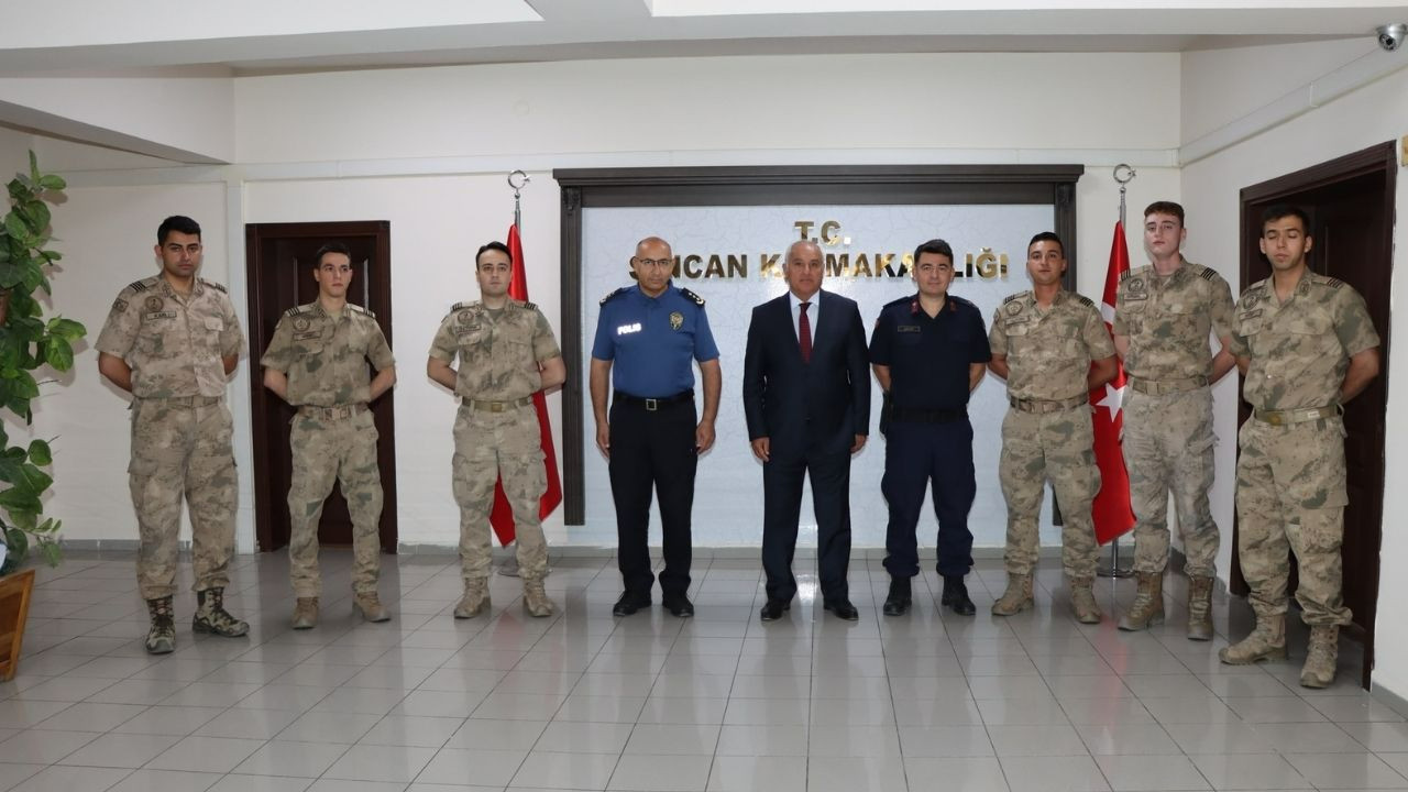 Sincan'da asayiş toplantısına geleceğin jandarma subayları da katıldı