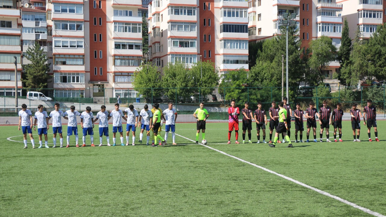 Sincan Belediyespor U17 takımı Karabük'te