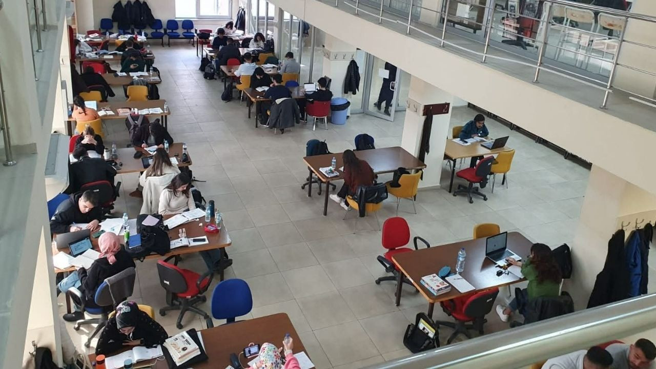 Yozgat’ta kütüphaneler yaz tatilinin en renkli sosyal merkezi oldu