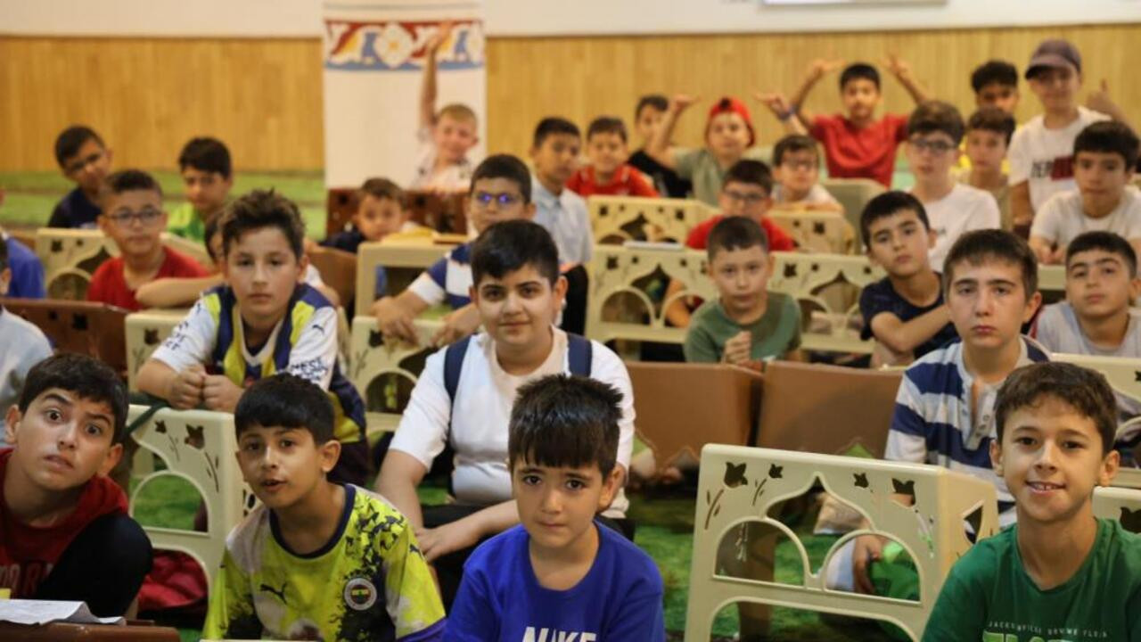 Kırşehir'de yaz tatili, manevi yolculuğa dönüşüyor