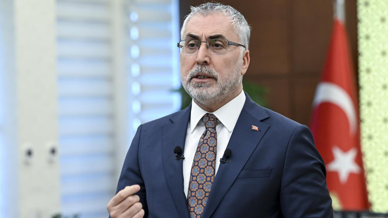 Bakan Işıkhan: "İş gücümüzü artırma hedefimiz sürecek"