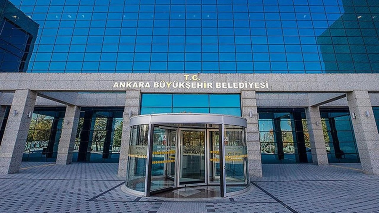 ABB'den kritik uyarı: Anız yakmak tehlikeli ve yasak!