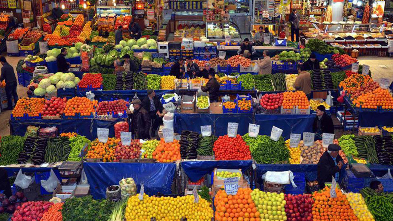 Keçiören’de pazar yeri tepkisi: Köylüler belediyeye seslendi