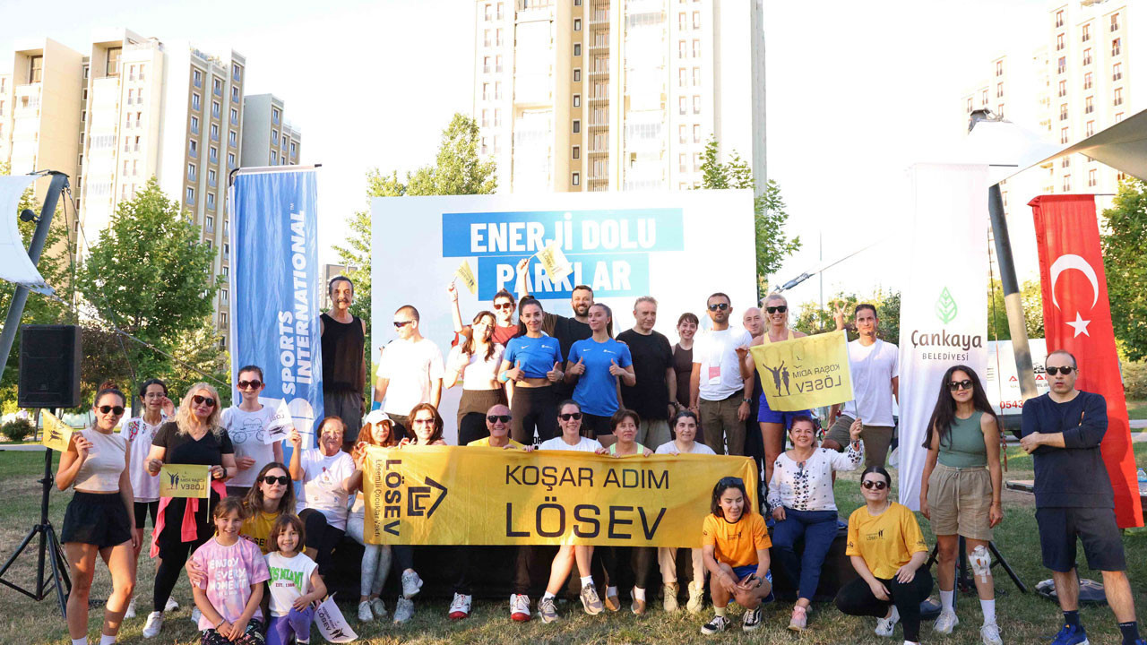 Çankaya’da yaz keyfi: Parklar sporla doluyor