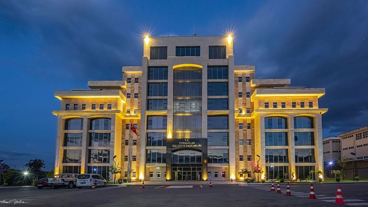 Pursaklar Belediyesi sosyal yardım hizmetleri ile vatandaşın yanında
