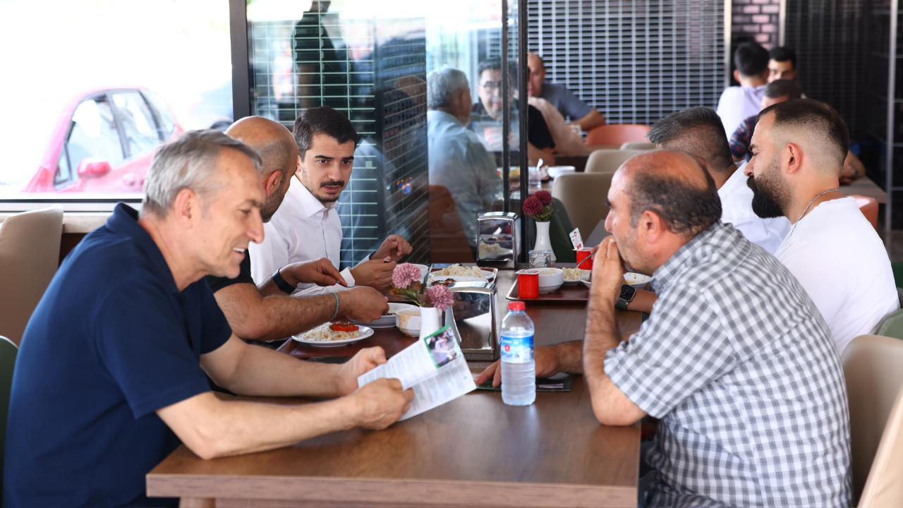 Başkan Güner Sokullu Kent Lokantası’nda vatandaşlarla buluştu