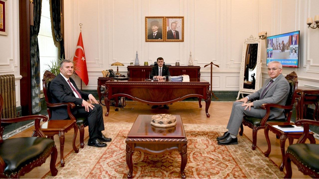 Çubuk Belediye Başkanı Demirbaş ve Kaymakam Bakır, Vali Şahin’i ziyaret etti