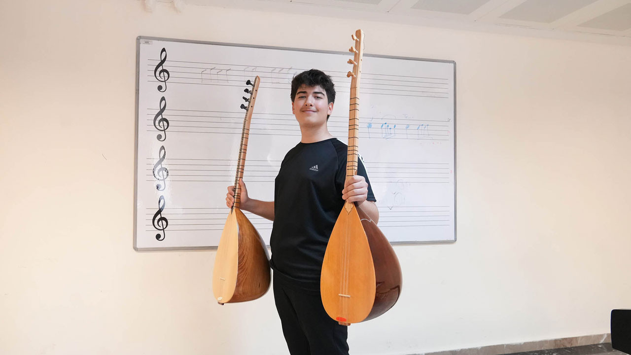 Keçiören Belediyesi konservatuvarı genç yeteneklerin hayallerine kapı aralıyor