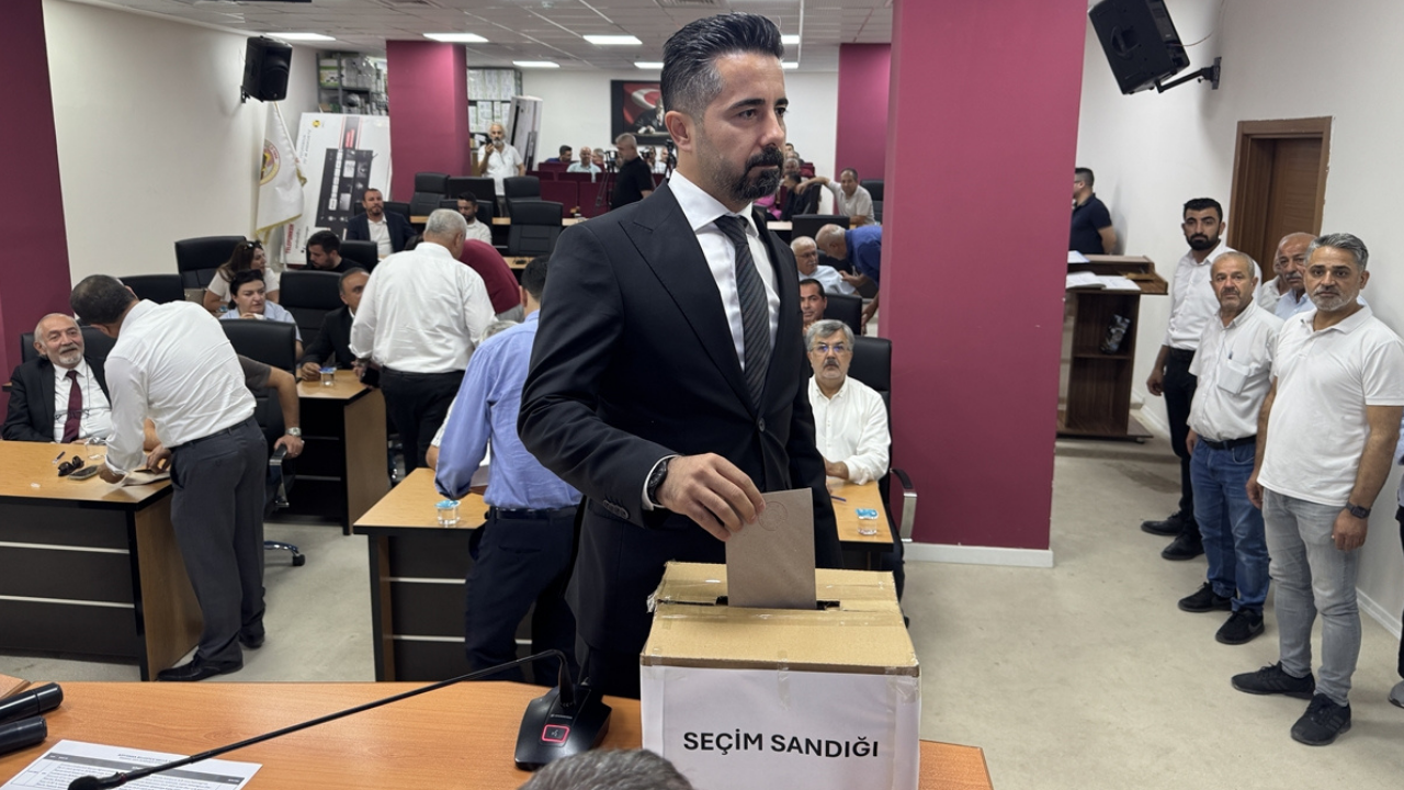 Adıyaman Belediyesinde Başkanvekilliği değişimi: Ufuk Bayır göreve geldi
