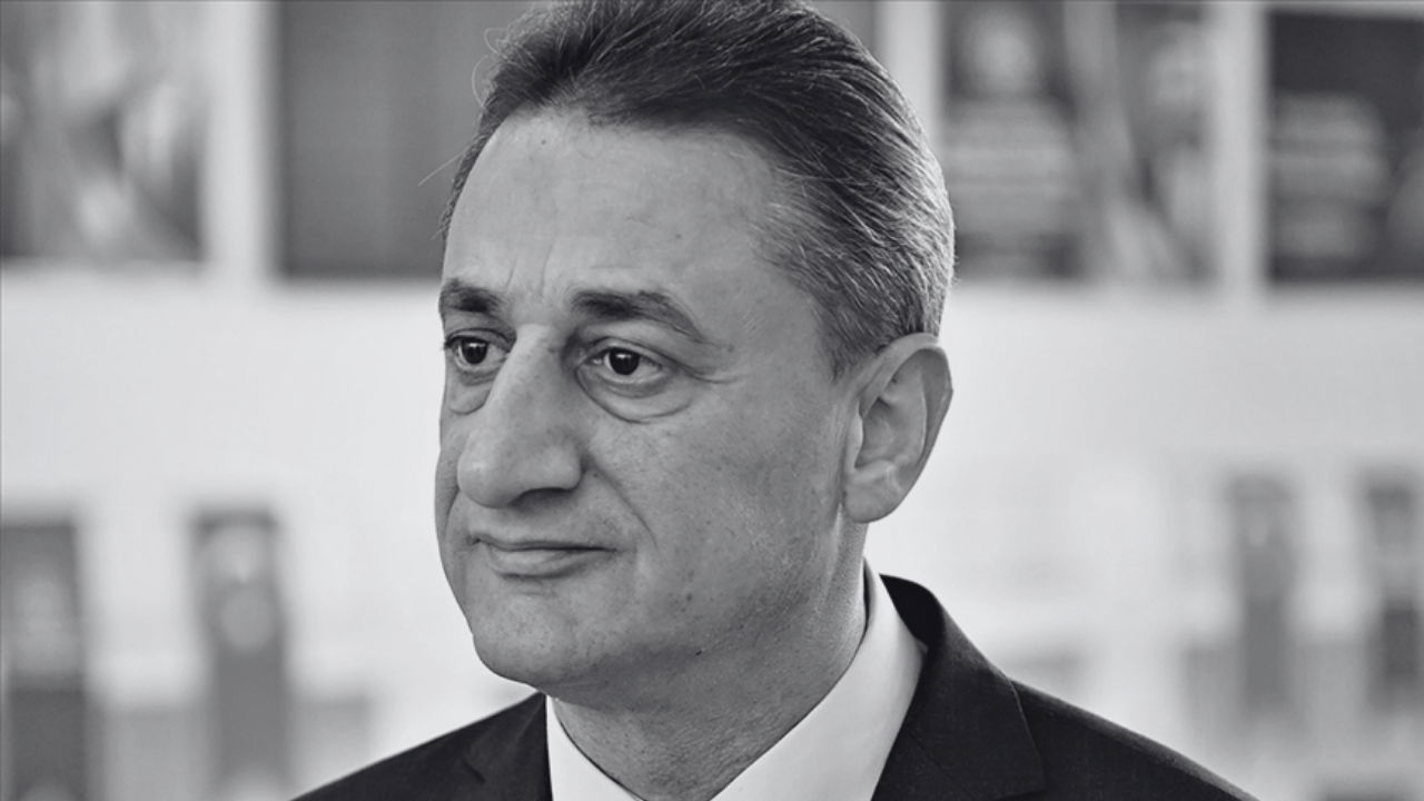 Şereflikoçhisar’ın eski Kaymakamı Erol Karaömeroğlu hayatını kaybetti